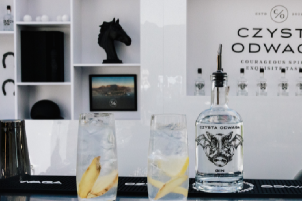 Czysta Odwaga na Cavaliadzie – jak premium alkohol buduje doświadczenia gości podczas eventów